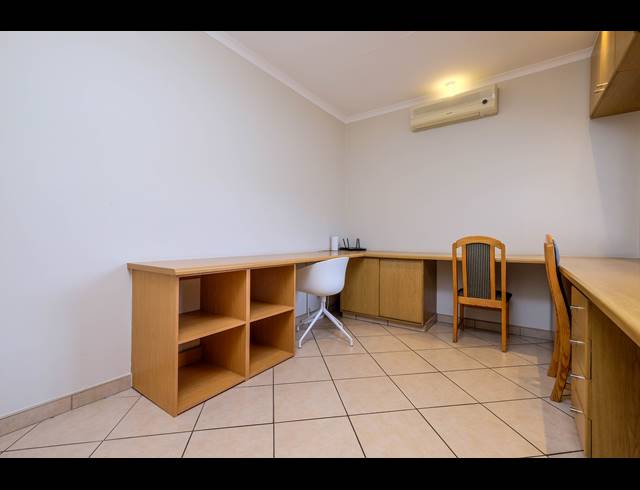 4 BEDROOM HOUSE FOR SALE IN GALLO MANOR